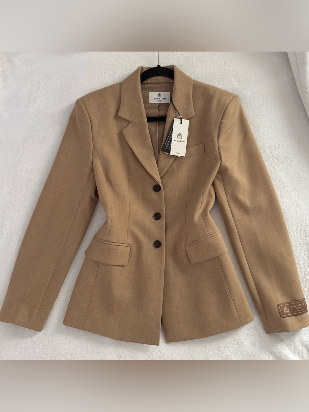 Aritzia Standout Blazer Size 4